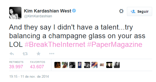 Kardashian Sostiene Copa de Champaña en su Trasero