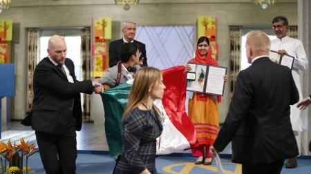 Mexicano Interrumpe Premio Nobel de la Paz
