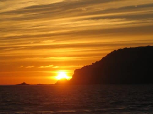 Disfruta un hermoso atardecer en la Isla de Venados