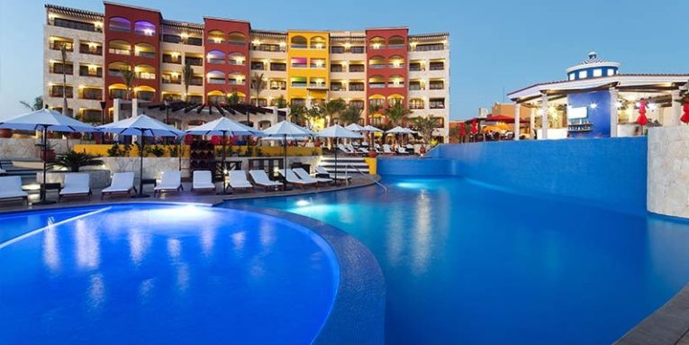 Disfrute del otoño en Cabo San Lucas con Hacienda Encantada