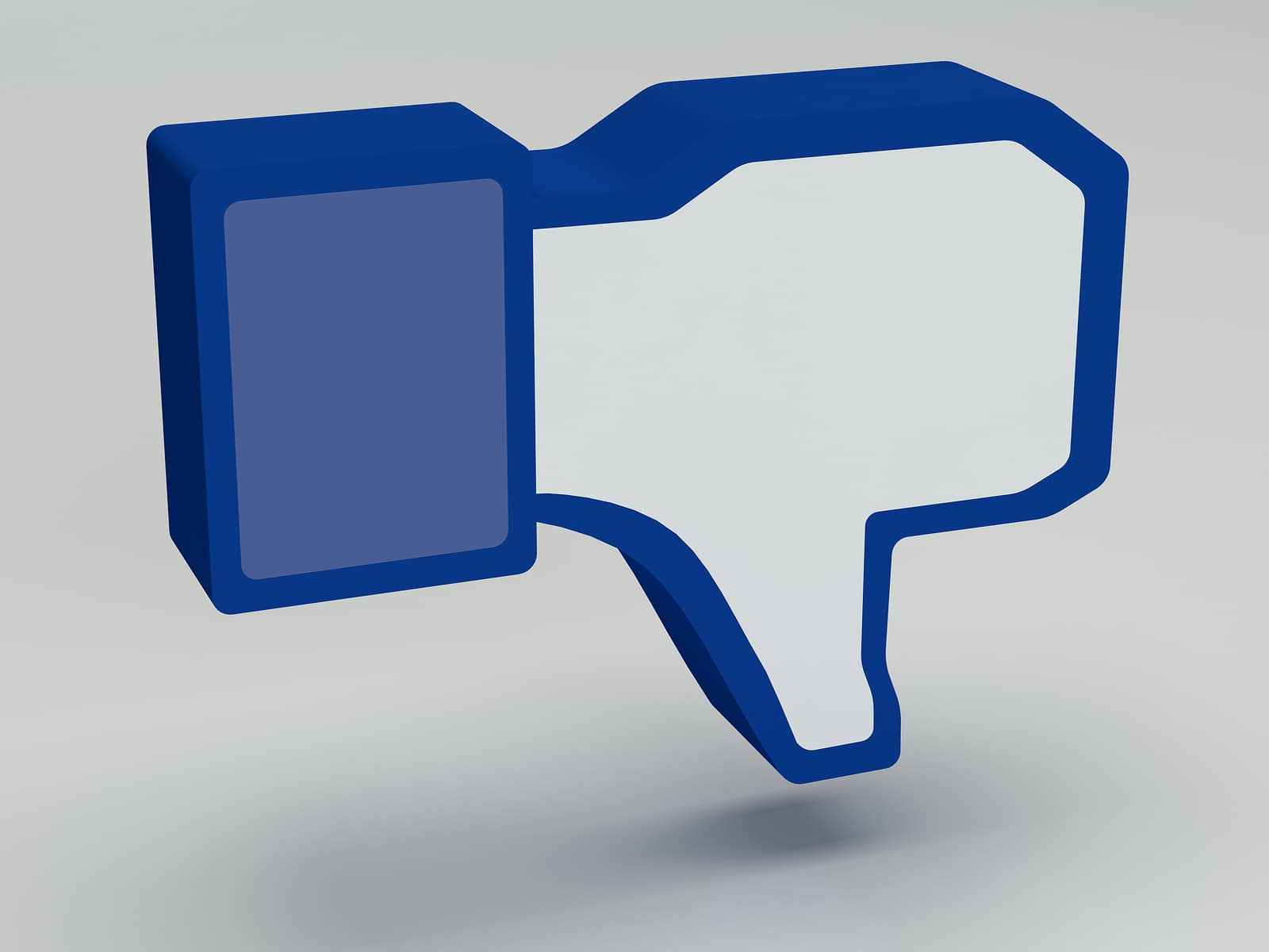 Facebook añade botón de No Me Gusta
