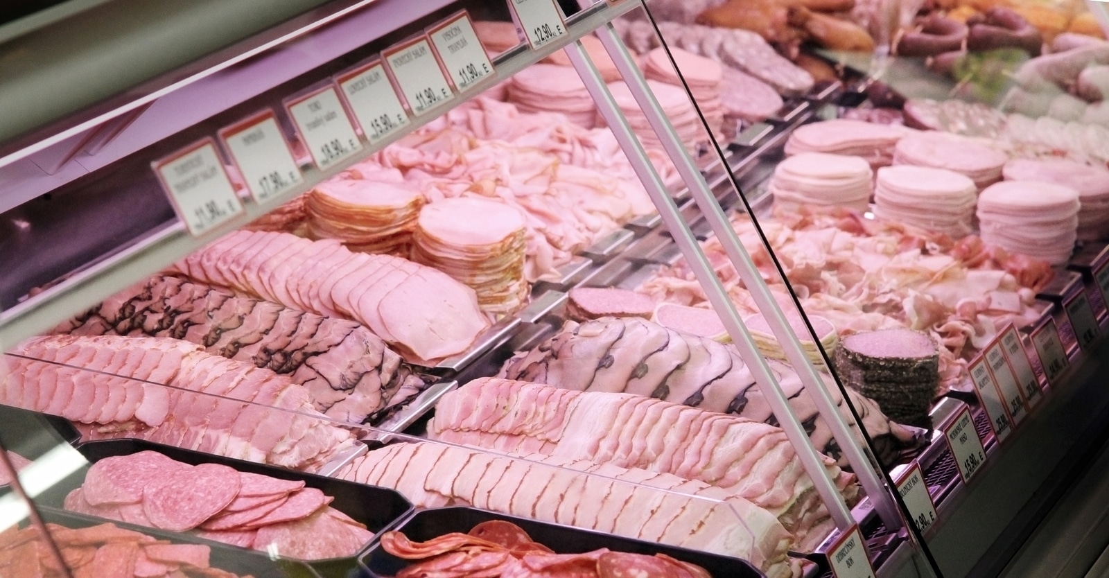Carne roja y embutidos pueden causar cáncer