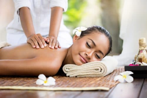 Aprovecha los beneficios de un masaje corporal