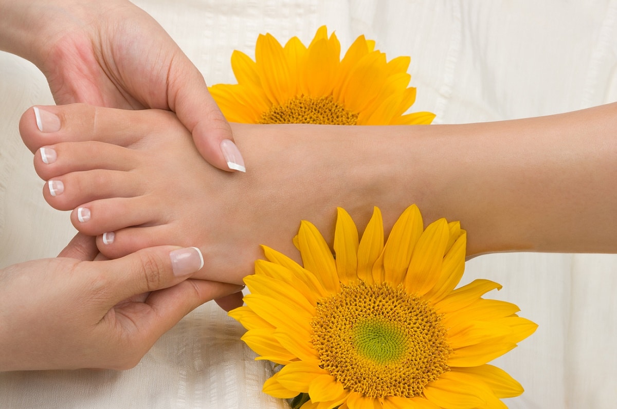 cuáles son los beneficios de un masaje en los pies