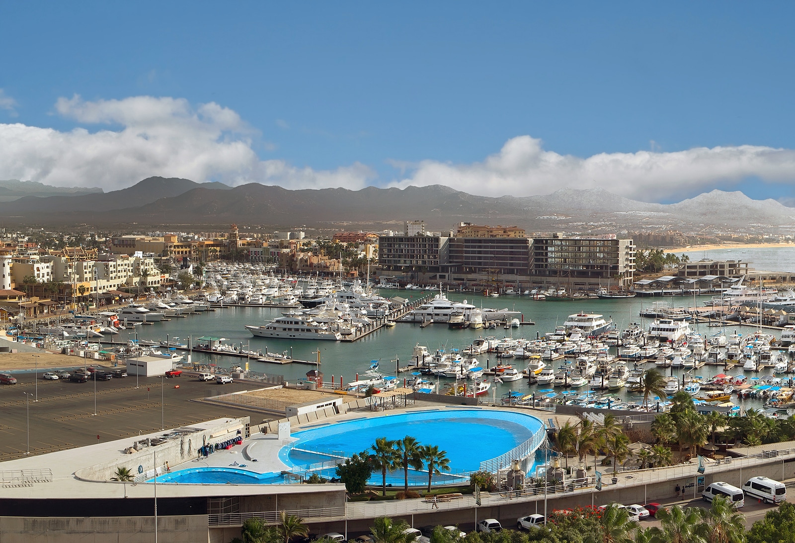 Los Cabos y Marina Fiesta Resort & Spa harán de tus vacaciones una experiencia inolvidable