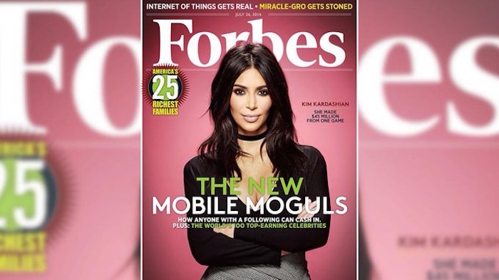 Kim Kardashian en la portada de la revista Forbes