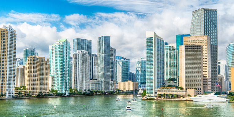 Tus Vacaciones en Línea te Invita a Viajar el Soleado Florida. Miami